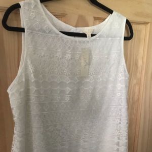 Women’s sleeveless top